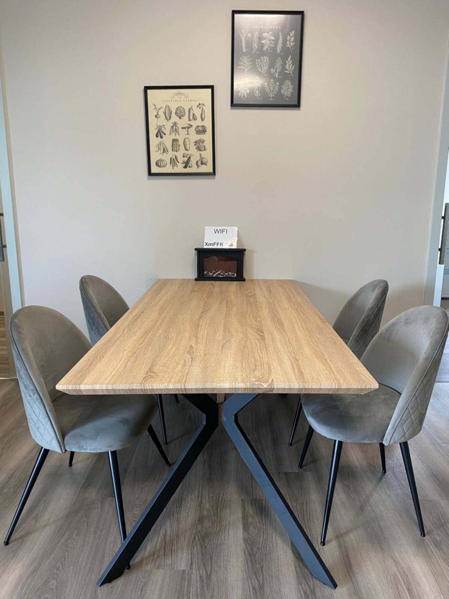 Modern Living In Apartman *